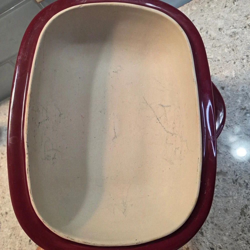 Pampered Chef Deep Covered Baker Cranberry Burgundy Stoneware 3.1 Qt 2101 USA